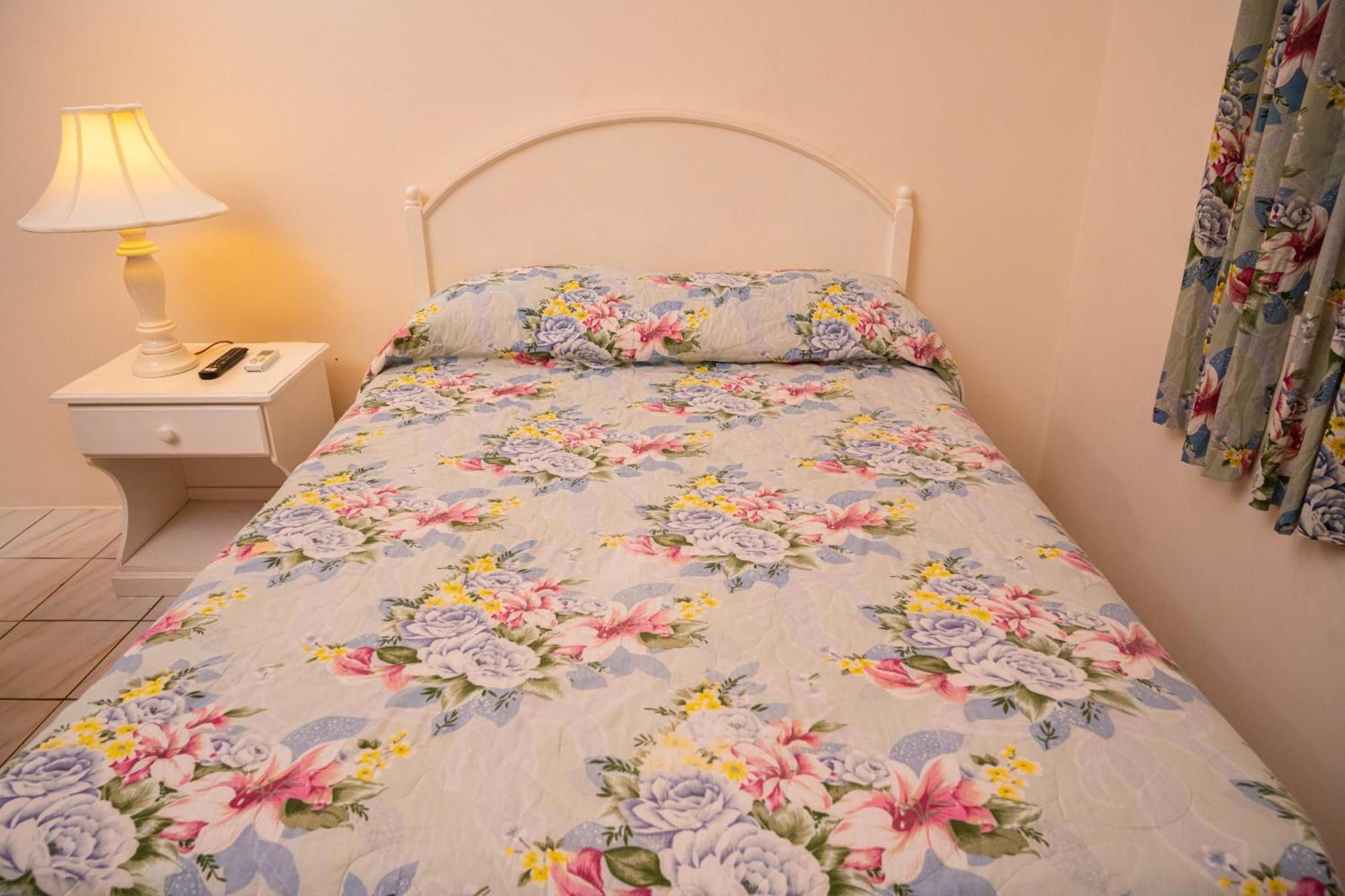 Shields Negril Villas 部屋 写真