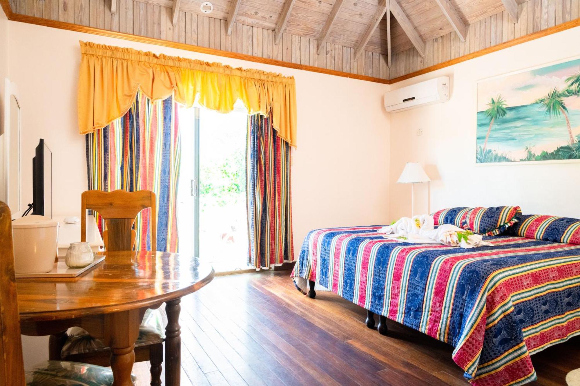 Shields Negril Villas 部屋 写真
