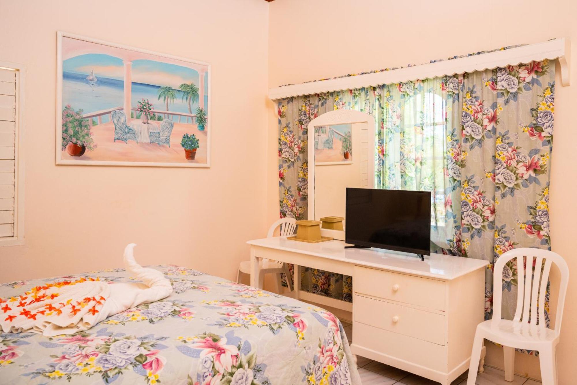 Shields Negril Villas 部屋 写真